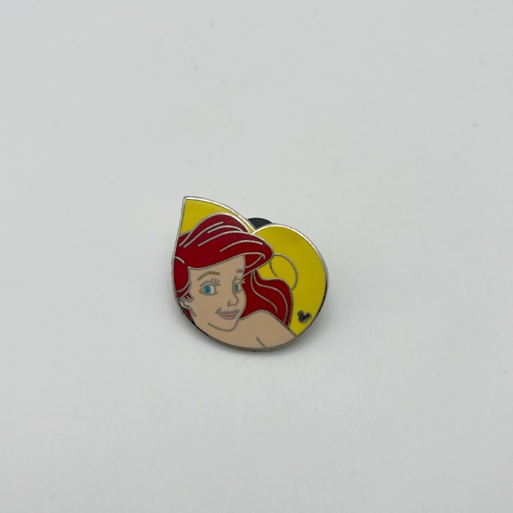 2009 Disney Ariel pin